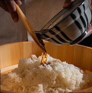 "Chef's Choice Sushi Course: A Supreme Moment Crafted by Sushi and Exquisite Dishes"